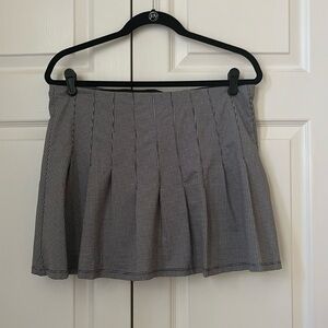 Tail Black and White Gingham Tennis/Pickleball Skirt size L